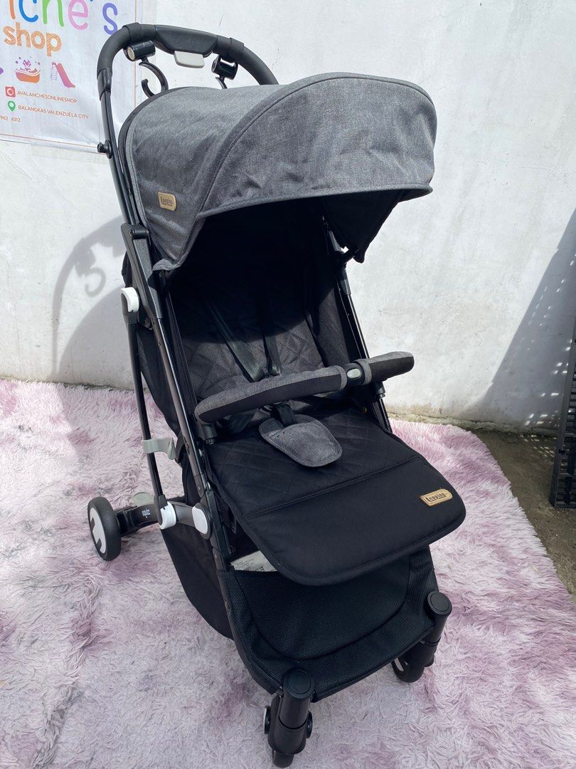 Looping Squizz 3 Pink and Grey canopy 2 Canopy (Category: Strollers) located in Manila. Submitted by avalanchesonlineshopmainacount (Listing ID 1357603605, Image 2). Description: With alot of accessories Spandex canopy pink Mosquito net Rain cover Travel Bag Bag Hook .