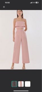(Category: ) located in . Submitted by ilovemythriftbuys (Listing ID 1357731354, Image 1). Description: .