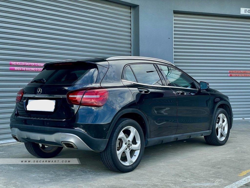Mercedes-Benz GLA-Class GLA180 (A)62886405973250111