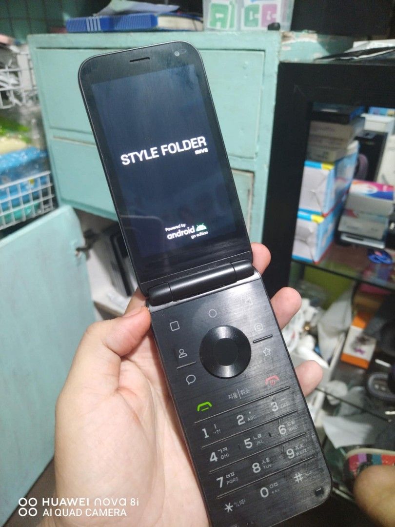 Mive flip phone (Category: Android Others) located in Danao, Cebu. Submitted by grasya0128 (Listing ID 1357707586, Image 1). Description: mive flip phone from korea sobrang ganda last unit.