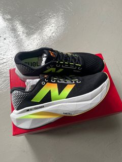 （分類：）位於 。 由 mobeverything 提交（商品編號 1357641557，圖片 1）。簡介： 。