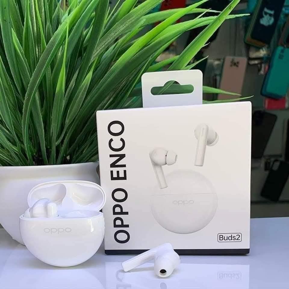 Oppo Enco Buds 2 (Category: Earphones) located in Manila. Submitted by barjokeerwin021431 (Listing ID 1357713452, Image 2). Description: For Sale Original Oppo Enco Buds 2 3 pcs n lang original Price 1999 my Price 799 na lang meet up along Novaliches, Sm Novaliches, Sm Grand Central Caloocan kapag malayo lalamove xmpre sagot nyo del. Fee d ako Active sa Carousel kaya be patient.