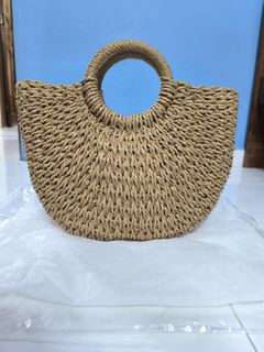 (Category: ) located in . Submitted by easyshoppingspree (Listing ID 1357661329, Image 1). Description: .
