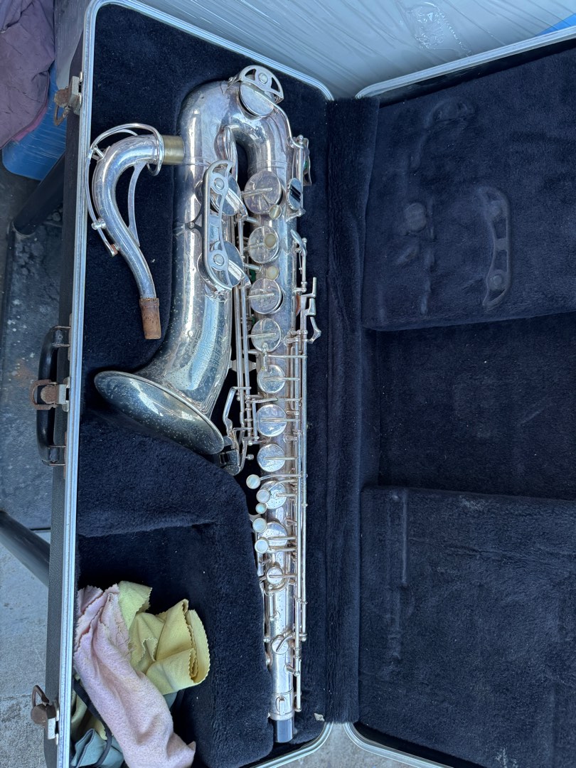 SELMER BUNDY II TENOR SAXOPHONE, Hobbies & Toys, Music & Media, Musical