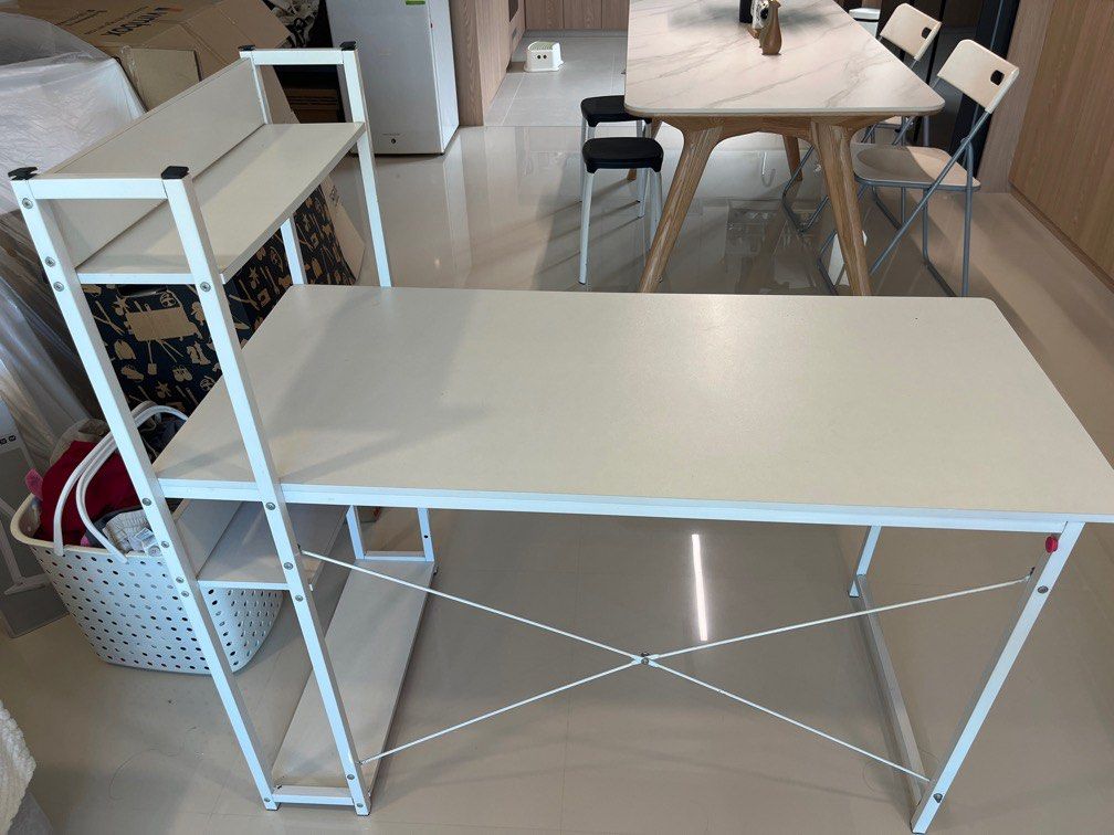 Study table (Category: Tables & Sets) located in Singapore. Submitted by melodycoco (Listing ID 1357667200, Image 1). Description: Study for able to let go Self collect at punggol Pls use Own delivery or transportation Length 1.2m x width 55cm x height 72cm.