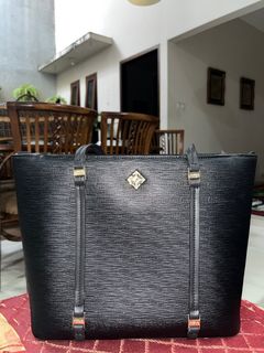 (Kategori: ) berada di . Dikirim oleh runiftrh (ID iklan 1357654956, Gambar 1). Deskripsi: .