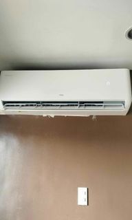 TCL TITAN GOLD SPLIT TYPE AIRCON INVERTER