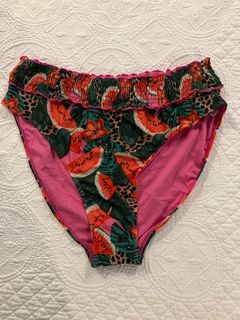 (Category: ) located in . Submitted by pleasesleep (Listing ID 1357596427, Image 1). Description: .