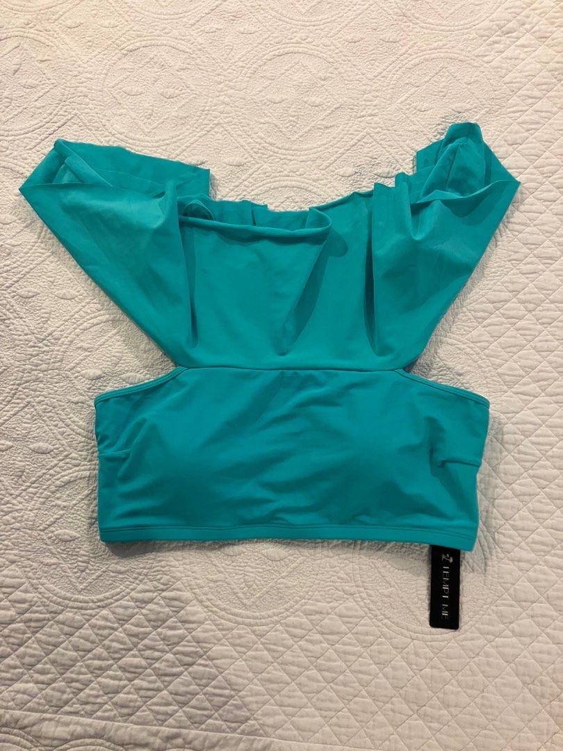 Turquoise bikini top 2XL-3XL (Category: Bikinis & Swimsuits) located in Makati City. Submitted by pleasesleep (Listing ID 1357596835, Image 2). Description: Tempt Me XXL Bikini top. BNWT. Bought on carousell but too big for me. Please see photos for tape measurements..
