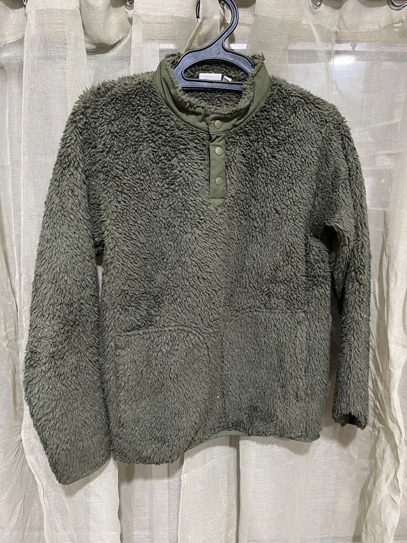 UNIQLO X WHITE MOUNTAINEERING (Category: Coats, Jackets and Outerwear) located in Malabon City. Submitted by aightlezgaw (Listing ID 1357667534, Image 1). Description: OLIVE FLEECE LONG SLEEVE JACKET RFS: Decluttering used once only pm for more details MOP: GCash or bank transfer buyer will shoulder the shipping fee thanks!.