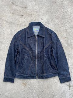 (Category: ) located in . Submitted by Essentiality (Listing ID 1357598146, Image 1). Description: .