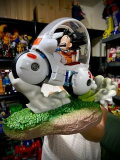 Young Goku in Motorcycle