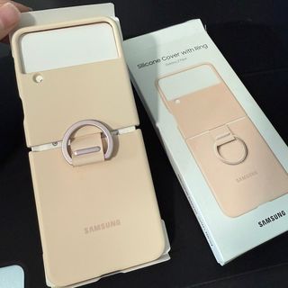 (Category: ) located in . Submitted by prettylildeals (Listing ID 1357649946, Image 1). Description: .