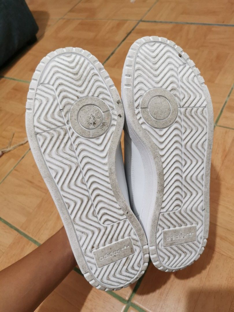 Adidas NY 90 (Category: Sneakers) located in Quezon City. Submitted by keech (Listing ID 1357811856, Image 3). Description: Used once May konting stain With box Price is slightly negotiable.