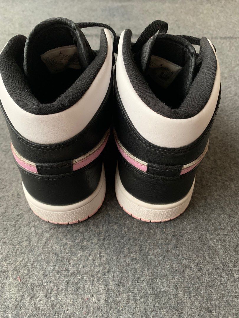 Air Jordan mid white black light arctic pink, Fesyen Wanita