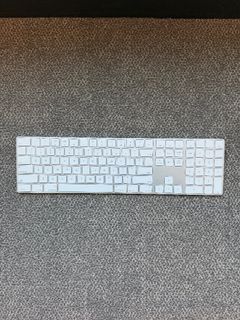 Apple Keyboard63009485875586110