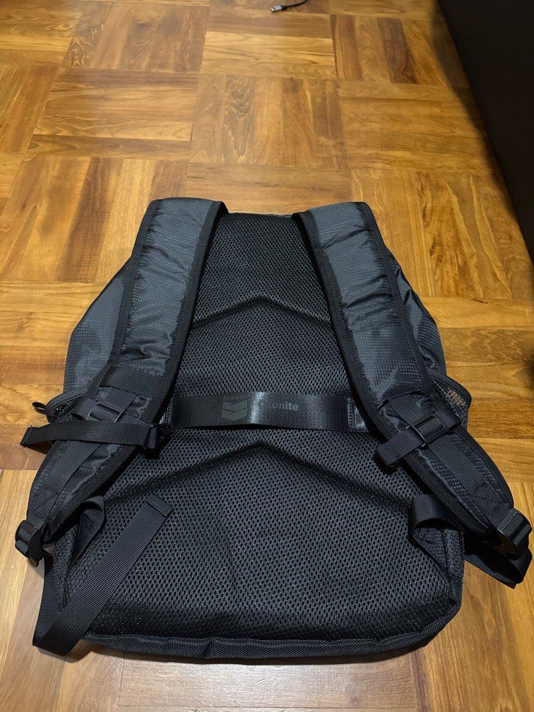 Backpack (Category: Backpacks) located in Singapore. Submitted by ljc1998 (Listing ID 1357918321, Image 4). Description: Brand new bag pack with subtle corporate logo Multiple compartments Light-weight.