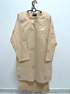 (Category: ) located in . Submitted by yuyupreloved (Listing ID 1357829878, Image 1). Description: .