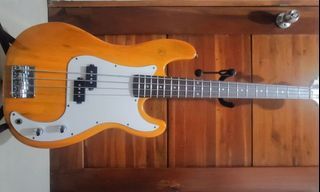 bass guitar