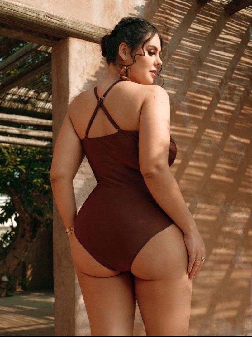 Brown Swimsuit One Piece 2XL (Category: Bikinis & Swimsuits) located in Subic. Submitted by declutterwmeeeee (Listing ID 1357847709, Image 2). Description: Brand new 2XL size RFS: Wrong size .