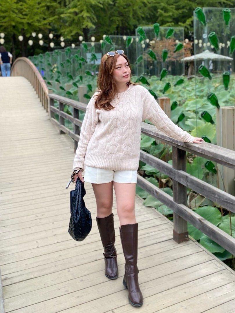 Cable knit drop shoulder sweater (Category: Longsleeves) located in Quezon City. Submitted by krishramos (Listing ID 1357962037, Image 1). Description: USED ONCE. Fits small to medium frames. .