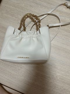 （分類：）位於 。 由 ohnoshop 提交（商品編號 1357938162，圖片 1）。簡介： 。