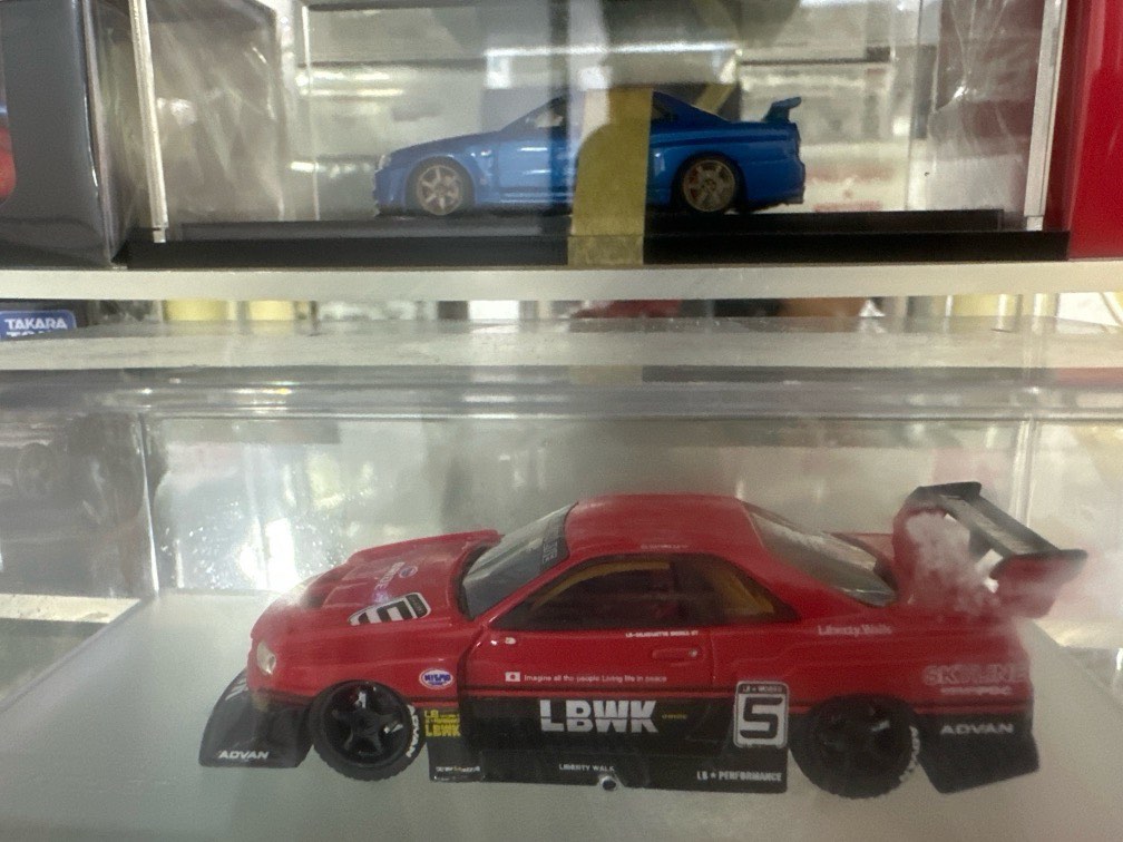 CM model 1/64 GTR-R34 with LBWK Livery and tomica R34 custom wheel, 興趣及 ...