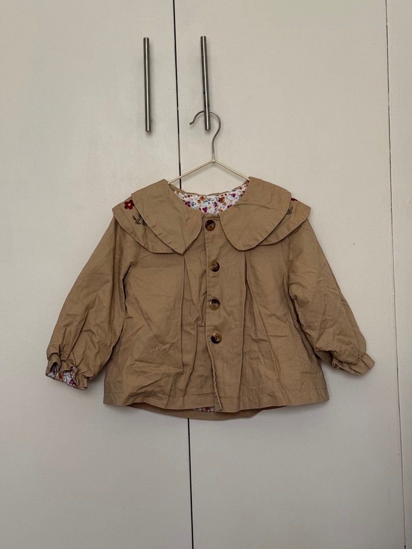 Coat / Jacket / Windbreaker (Category: Babies & Kids Fashion) located in Muntinlupa City. Submitted by anneyways (Listing ID 1357930567, Image 2). Description: Spring or Autumn Coat / Jacket / Windbreaker 18-24m Used once in South Korea trip.