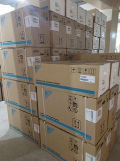 DAIKIN D-SMART INVERTER SPLIT TYPE AIRCON