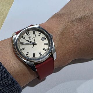 (Category: ) located in . Submitted by toolwatchesandstuffsg (Listing ID 1340417876, Image 1). Description: .