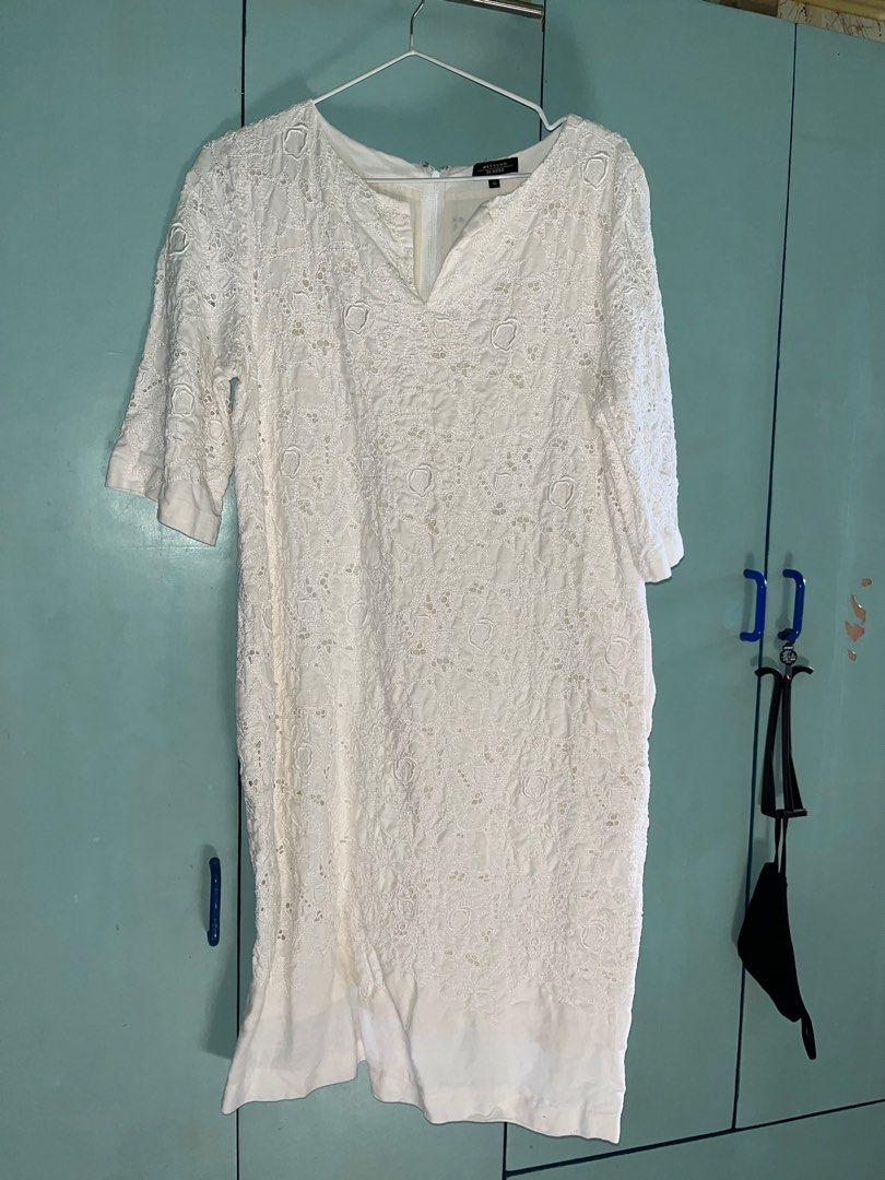 Eyelet Short Sleeves Dress (Category: Dresses) located in Pasig City. Submitted by tquimno (Listing ID 1357878365, Image 1). Description: With lining Zipper close With pockets Bust-36in Waist-38in Length-39in.