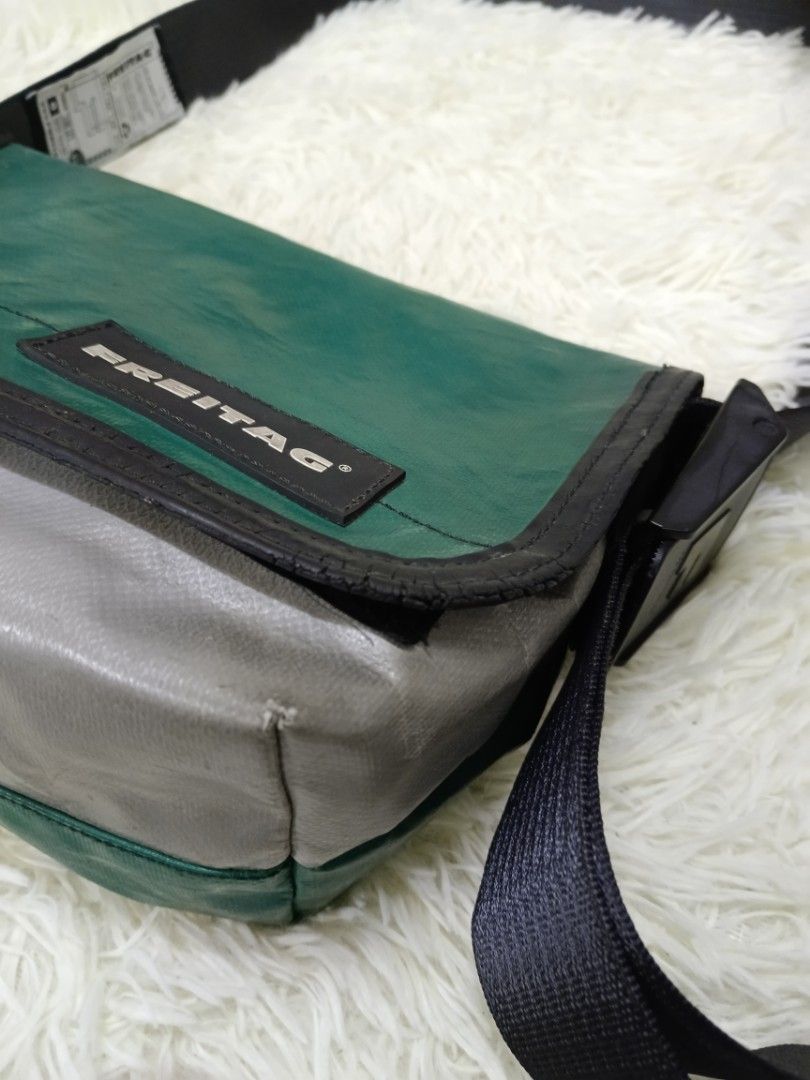 FREITAG (Category: Sling Bags) located in Kuala Lumpur. Submitted by ivanhakimi (Listing ID 1357942221, Image 3). Description: .