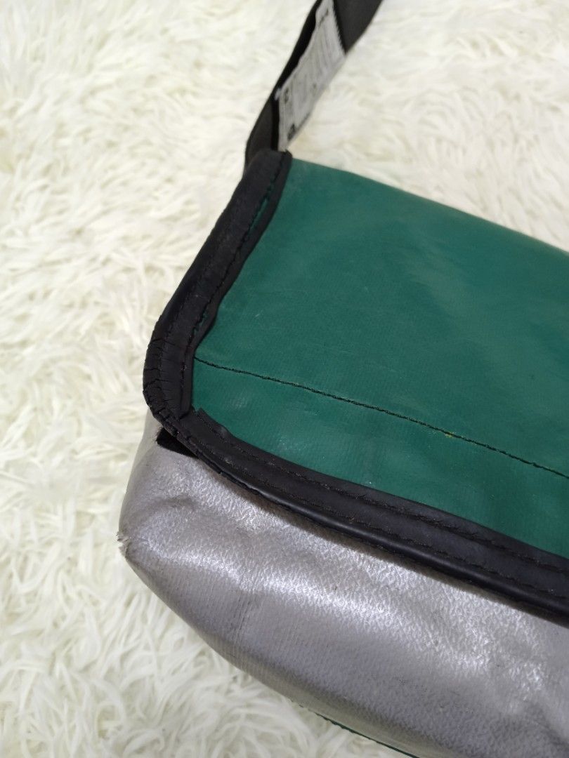 FREITAG (Category: Sling Bags) located in Kuala Lumpur. Submitted by ivanhakimi (Listing ID 1357942221, Image 2). Description: .