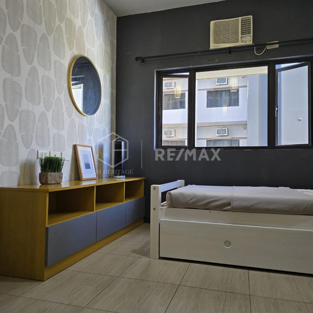 (Category: ) located in . Submitted by REMAXCapital (Listing ID 1357861652, Image 1). Description: .