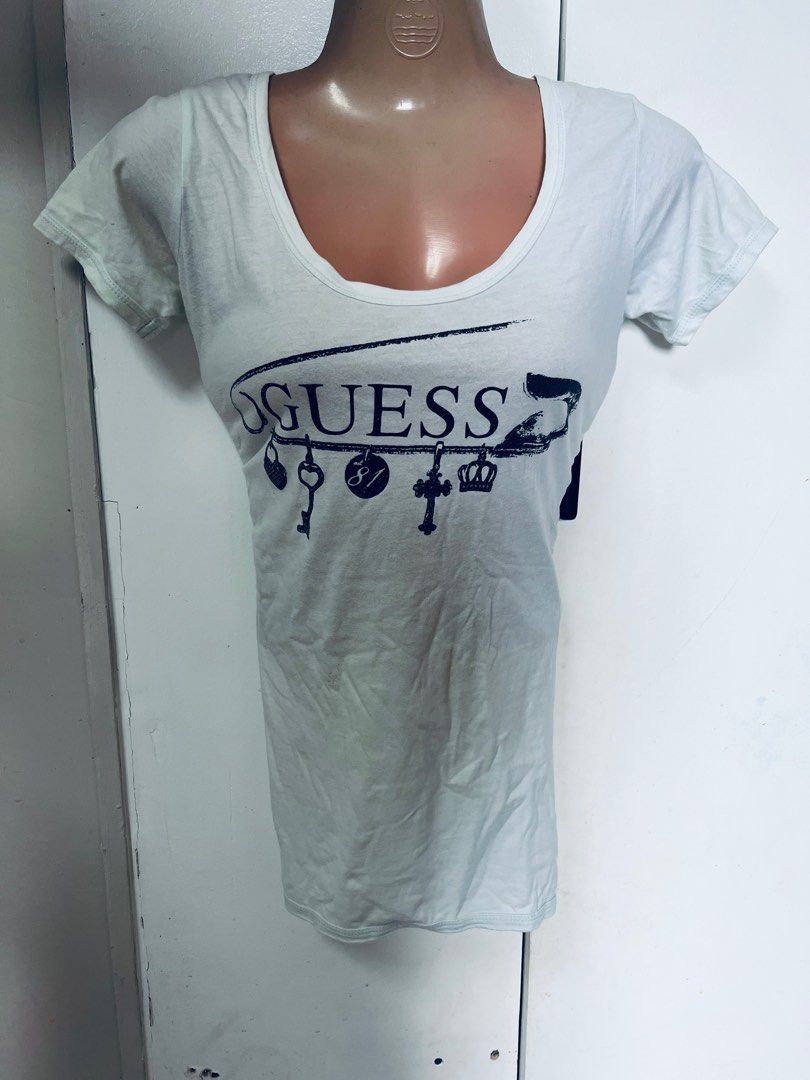 Guess set (Category: Blouses) located in Quezon City. Submitted by mid20 (Listing ID 1357948054, Image 2). Description: Decluttering.
