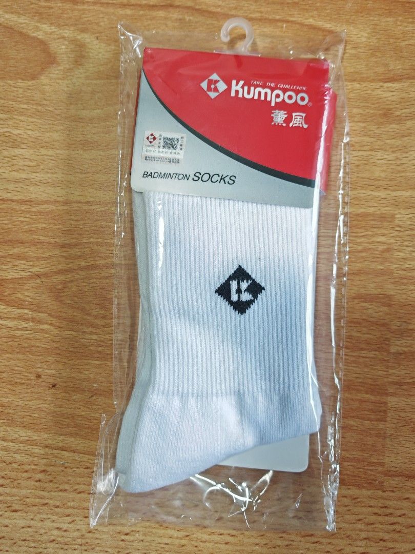 Kumpoo badminton socks (Category: Socks) located in Singapore. Submitted by happygirl32 (Listing ID 1357745874, Image 3). Description: Brand new. kso - 048 $3. 50 each. 3 for 10$.