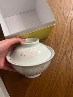 （分類：）位於 。 由 icily 提交（商品編號 1357937646，圖片 1）。簡介： 。