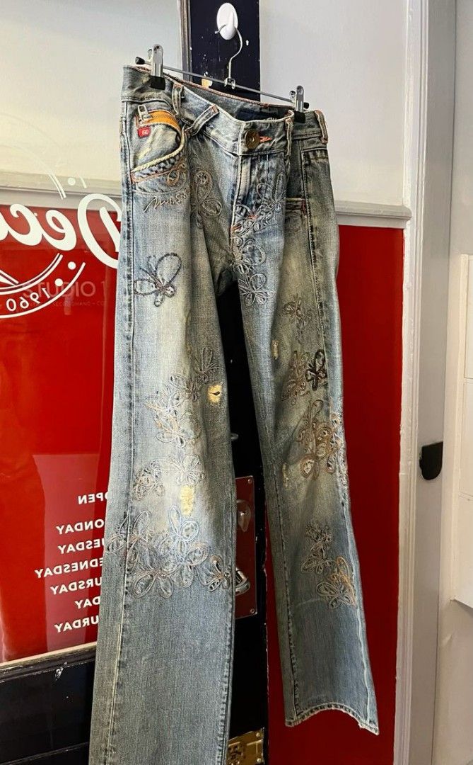 lf/iso: miss sixty jeans/skirts (Category: Jeans) located in Lucena. Submitted by bijouu (Listing ID 1357788405, Image 2). Description: NOT FOR SALE‼️ looking for any of these miss sixty jeans/skirts, preferably sizes 25 to 29. don't hesitate to send me a dm for more negotiations ^^!.