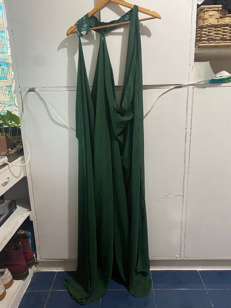 Long cape green thin shawl (Category: Other Accessories) located in Binan City. Submitted by themkeps (Listing ID 1357880589, Image 2). Description: Used once for pageant original price is 700 last price is 300.