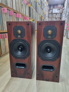 (Category: ) located in . Submitted by redpoint_record_warehouse (Listing ID 1357898787, Image 1). Description: .