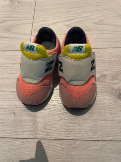 （分類：）位於 。 由 deniselee1213 提交（商品編號 1357898670，圖片 1）。簡介： 。
