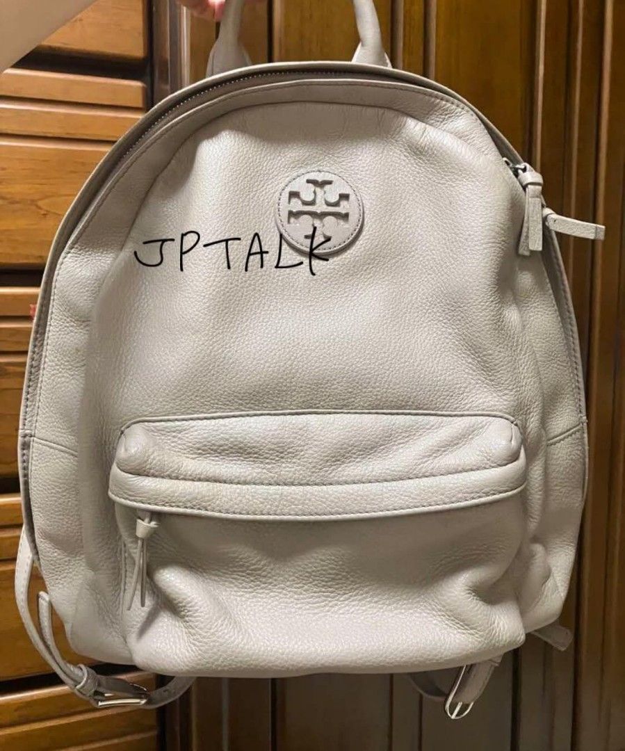 Original Tory (Category: Luxury Bags & Wallets) located in Bulacan. Submitted by vintage_purge (Listing ID 1357786104, Image 1). Description: tory 5300php there are some small stains please check the photos lets make reading a habit please ask us before proceeding into transactions we cater to those who understands preloved items first to pay gets the item settle for original at a very affordable price all are decluttered items of people living i