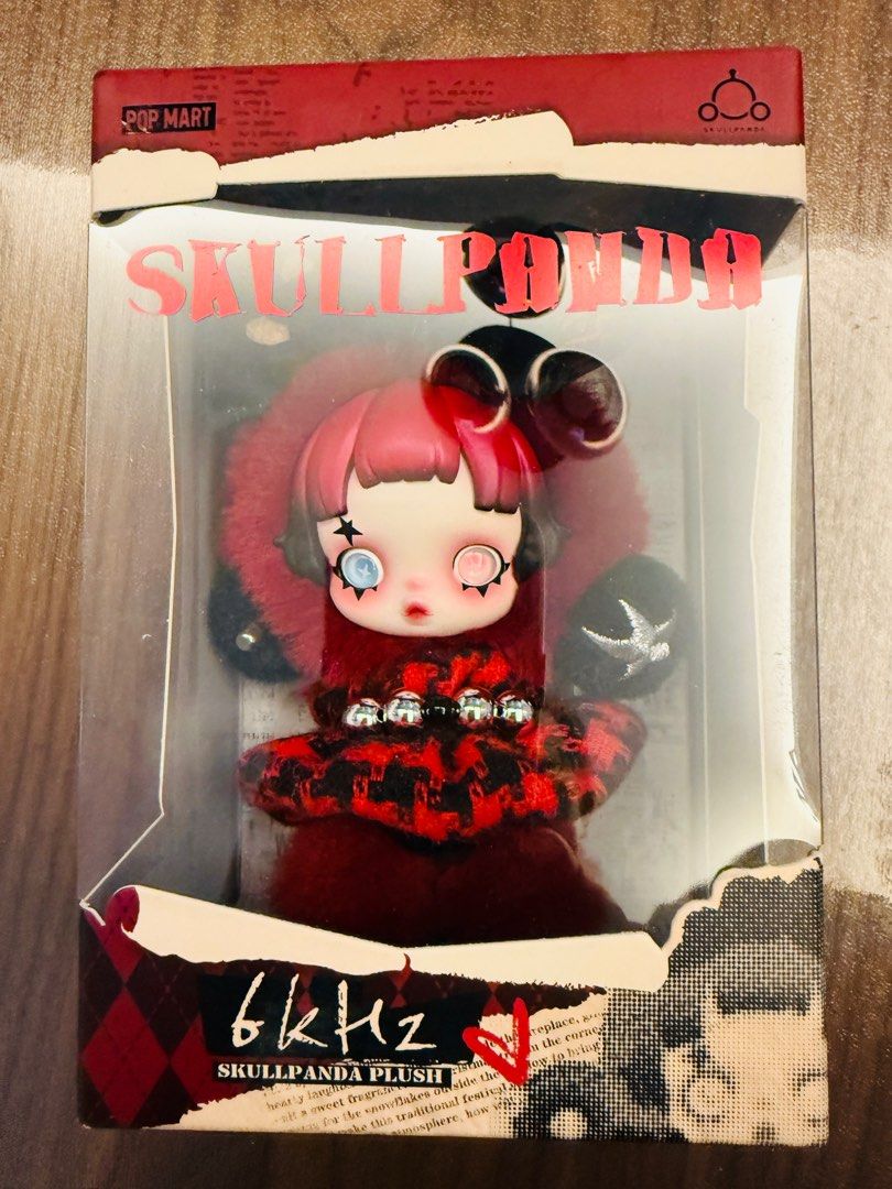 現貨- 限定款) Pop mart Skullpanda 6kHz (歐洲限定 現貨- 限定款) Pop mart Skullpanda 6kHz (歐洲限定