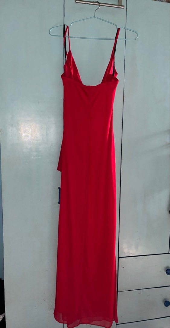 Red Vintage Design Dress (Category: Dresses) located in Pasig City. Submitted by tquimno (Listing ID 1357877040, Image 2). Description: Chiffon with gems V neck design Very Good condition Original Rampage Brand Stretch Bust-32in Waist-28in Length-56in.