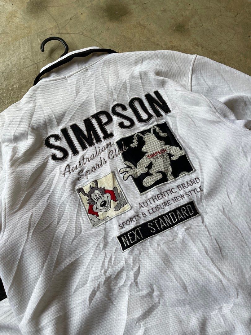 Simpson jacket (Category: Activewear) located in Pasir Gudang. Submitted by pulstore.co_ (Listing ID 1357917764, Image 2). Description: P22/L26 CONDI 9.5/10.