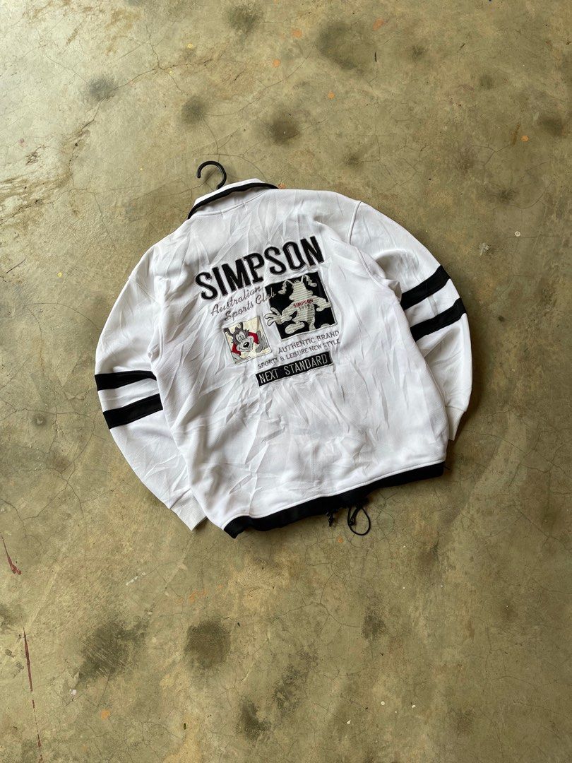 Simpson jacket (Category: Activewear) located in Pasir Gudang. Submitted by pulstore.co_ (Listing ID 1357917764, Image 1). Description: P22/L26 CONDI 9.5/10.