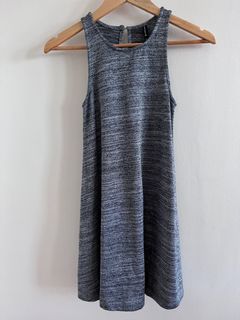 (Category: ) located in . Submitted by clothesilovedx (Listing ID 1356676456, Image 1). Description: .