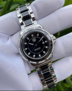 (Category: ) located in . Submitted by WellWatches (Listing ID 1357857953, Image 1). Description: .