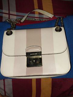 (Kategori: ) berada di . Dikirim oleh chie_85 (ID iklan 1357785398, Gambar 1). Deskripsi: .