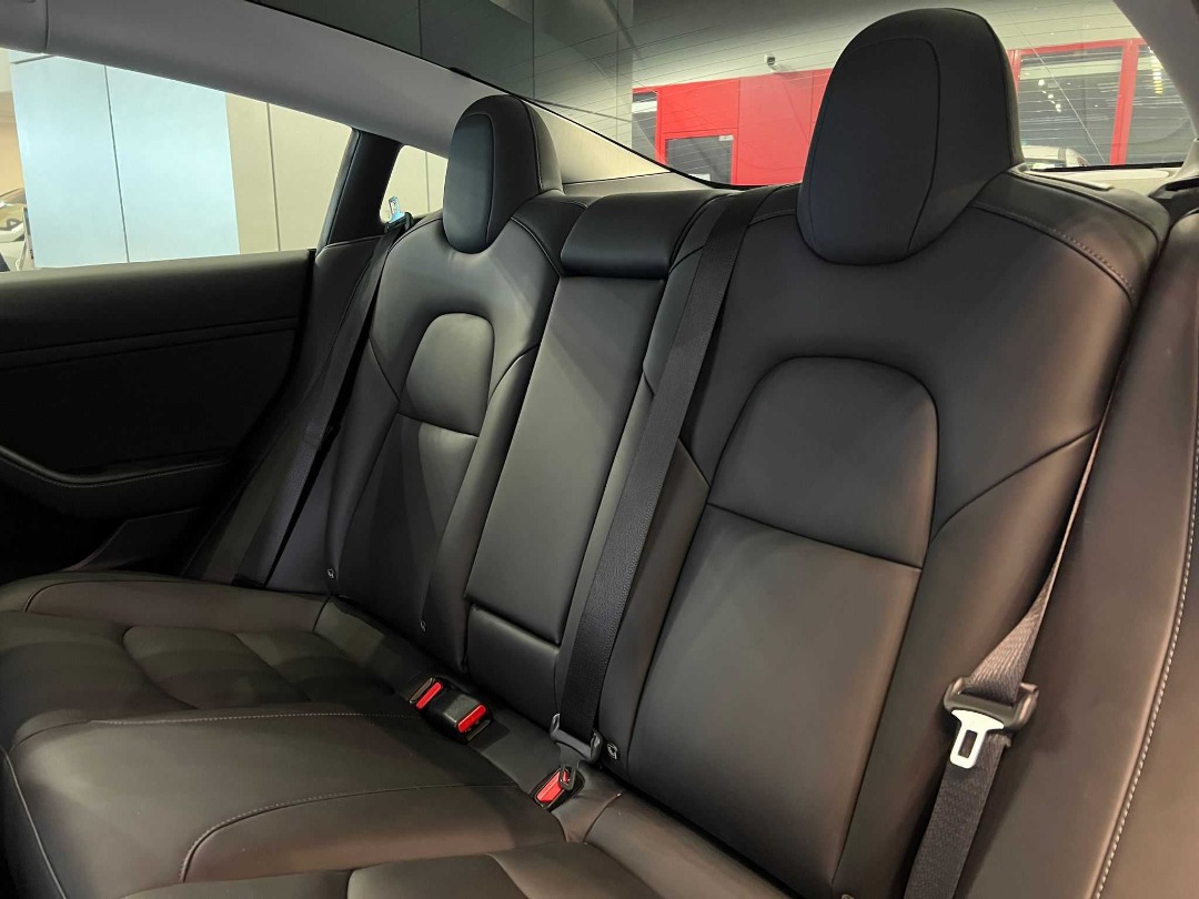 Tesla  MODEL 3 LONG RANGE Auto498295033876992007